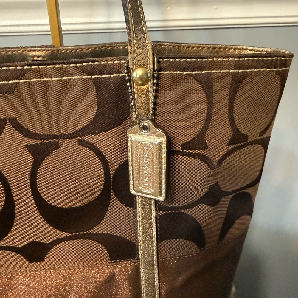 COACH Signature Stripe Tote Bag Brown Canvas Metallic Copper Trim Handbag - Picture 3 of 13